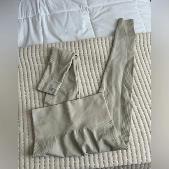 cream SET active leggings - Picture 1 of 4